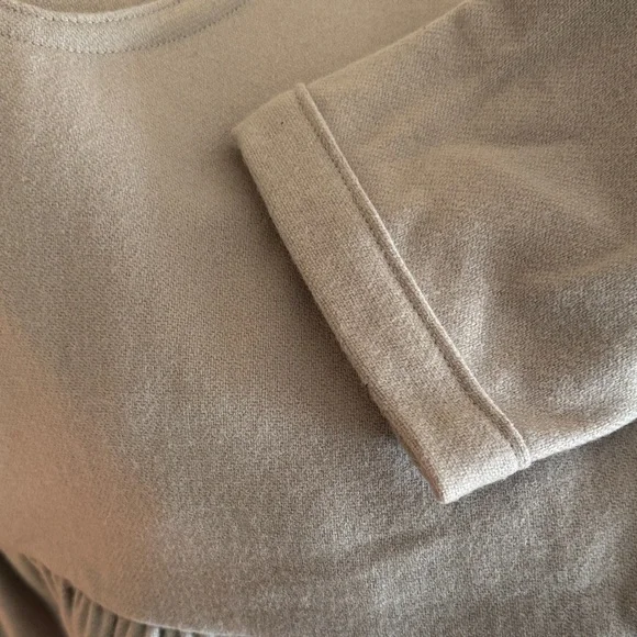 Pyne & Smith grey wool dress. Size small - Picture 4 of 5